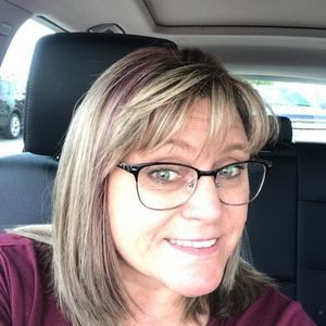 Meet your Posher, Katina